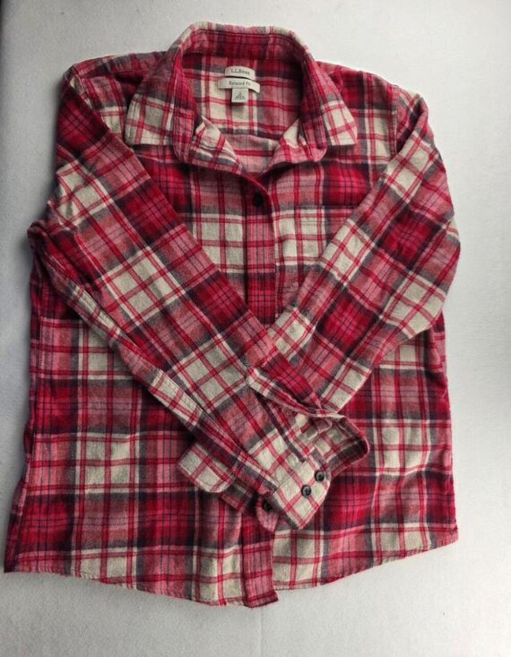 L.L Bean Red White Black Long Sleeve Relaxed Fit Button Down Flannel Size S